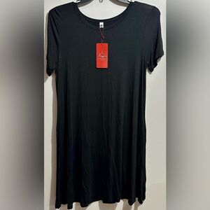 Anyjoin T-Shirt Dress. Black Mini Size: Large (191)